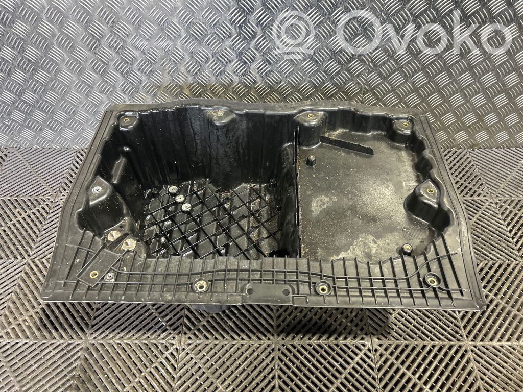 BMW 1 E82 E88 Trunk bottom trim panel 
