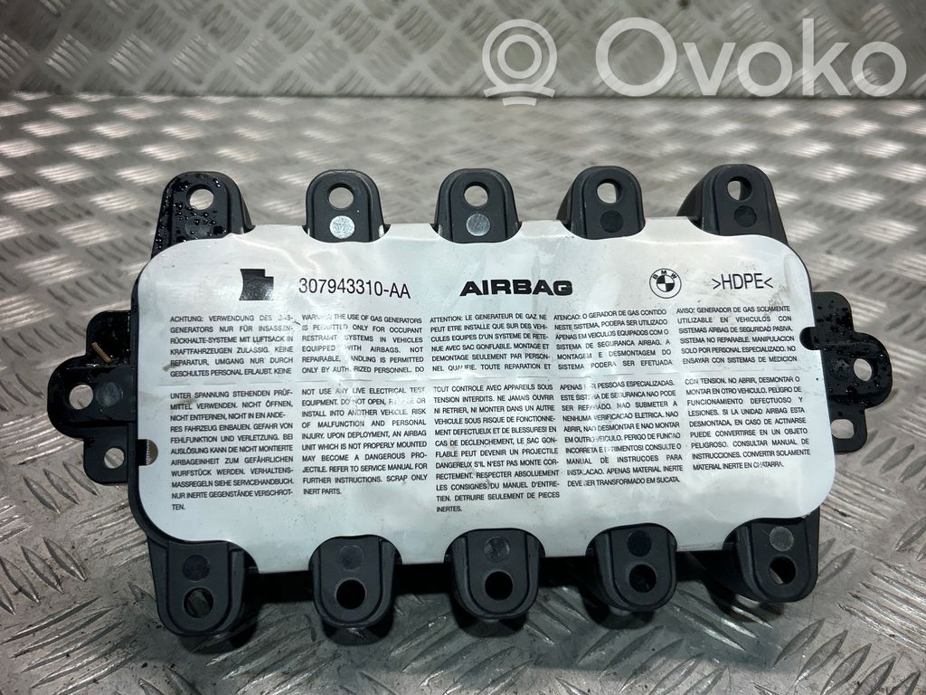 BMW 2 F46 Passenger airbag 