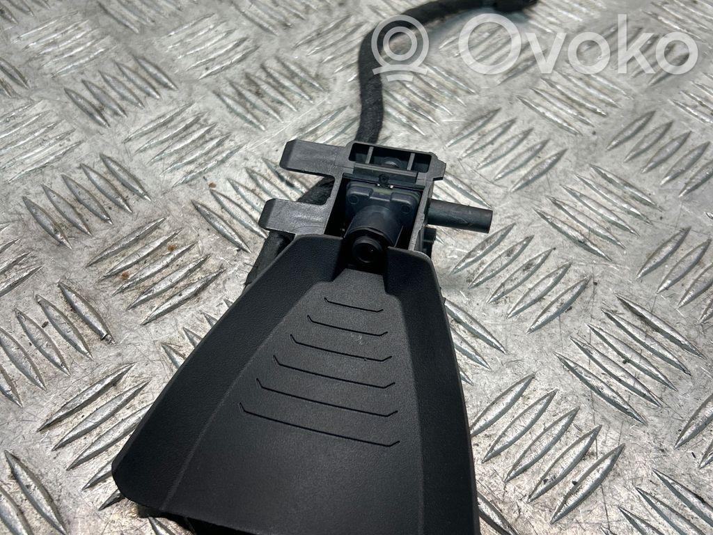 BMW 2 F46 Windshield/windscreen camera 