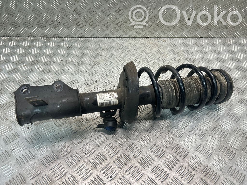 Opel Astra J Etuiskunvaimennin 
