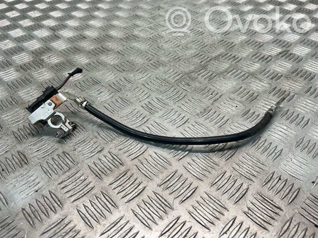 BMW X1 E84 Minusinis laidas (akumuliatoriaus) 