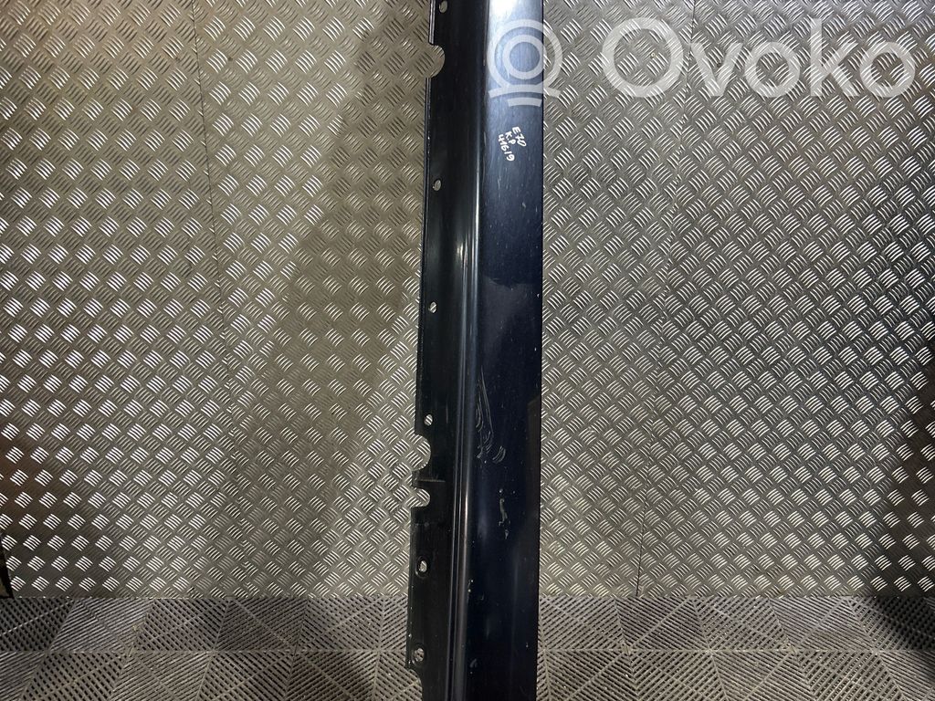 BMW X5 E70 Sill 