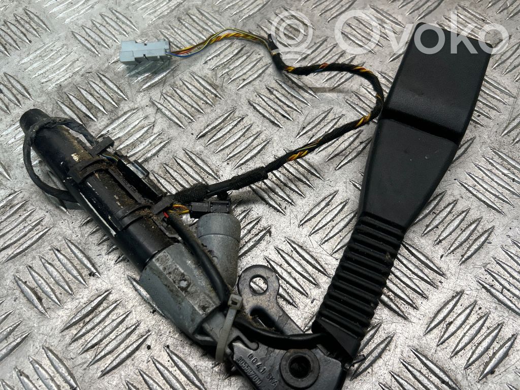 BMW X5 E70 Etuistuimen turvavyön solki 