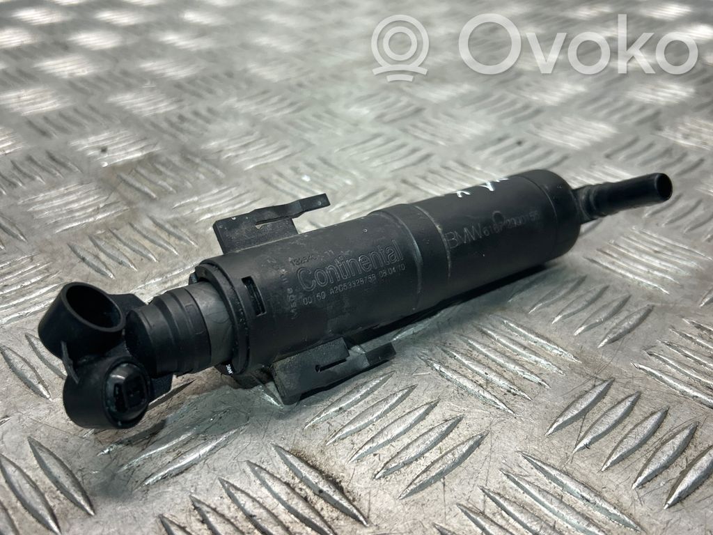 BMW X1 E84 Headlight washer spray nozzle 