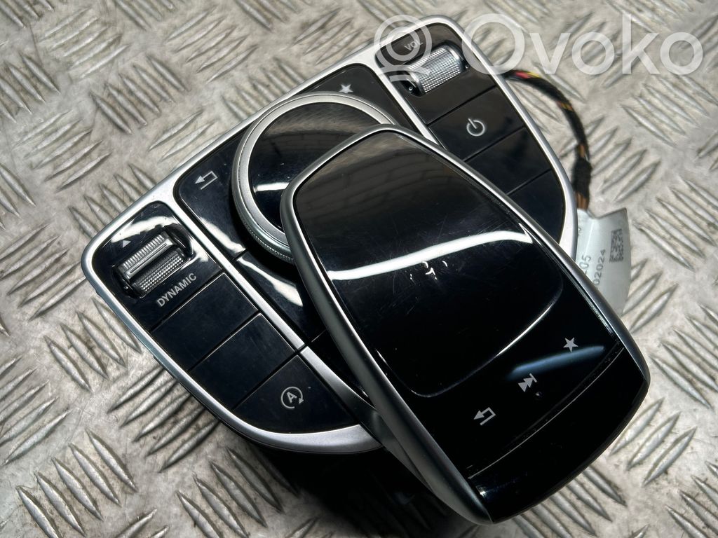 Mercedes-Benz C W205 Panel radia 
