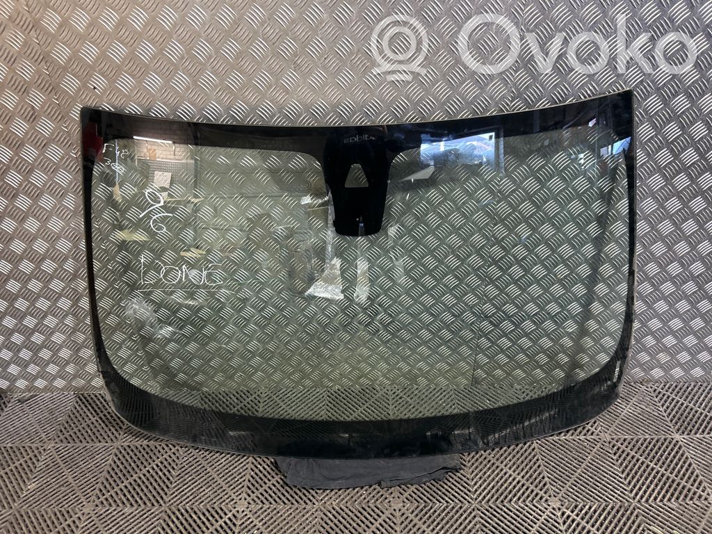 BMW X1 F48 F49 Front windscreen/windshield window 