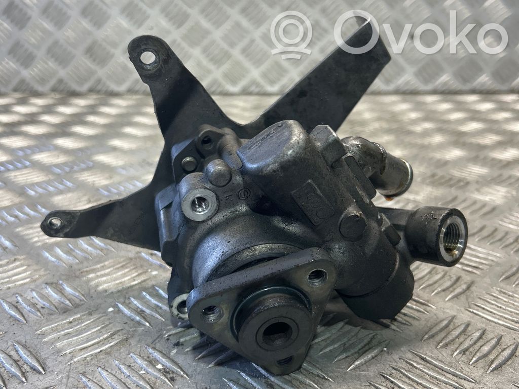 BMW 5 E60 E61 Servopumpe 