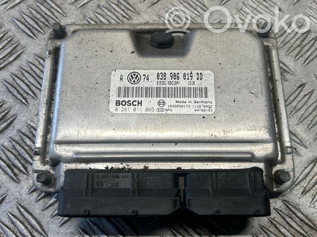 Volkswagen Bora Engine control unit/module 