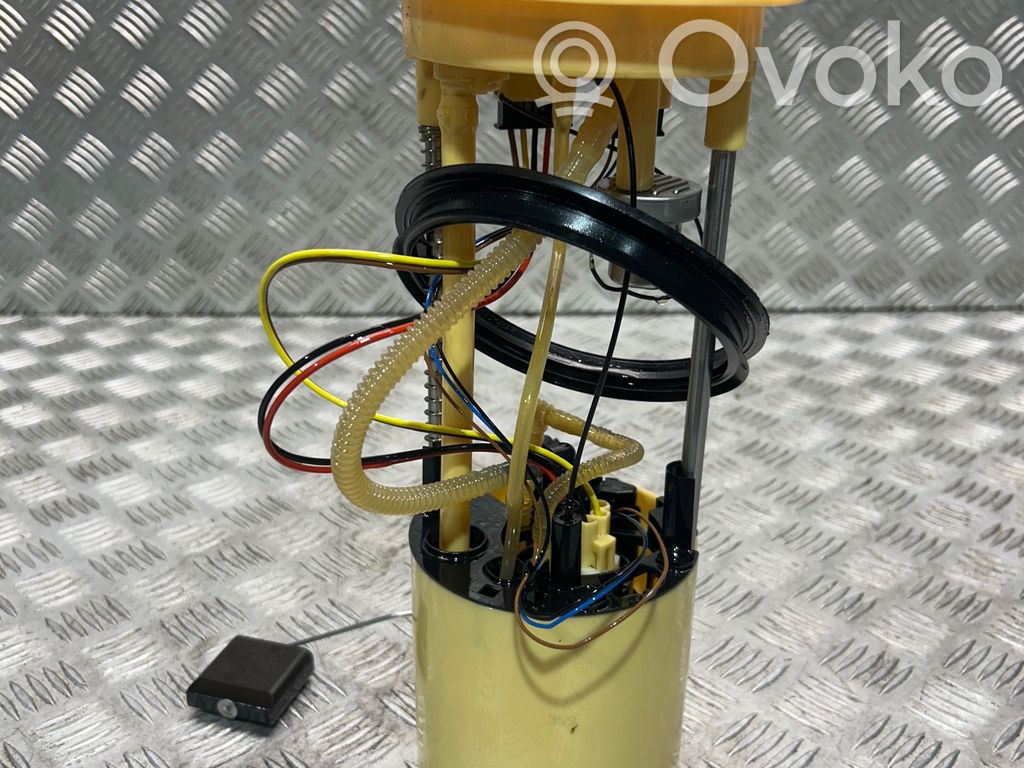 Audi Q5 SQ5 8R Bomba interna de combustible 