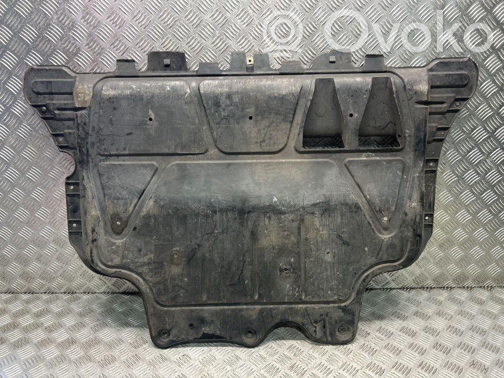 Volkswagen Golf VII Osłona dolna silnika 