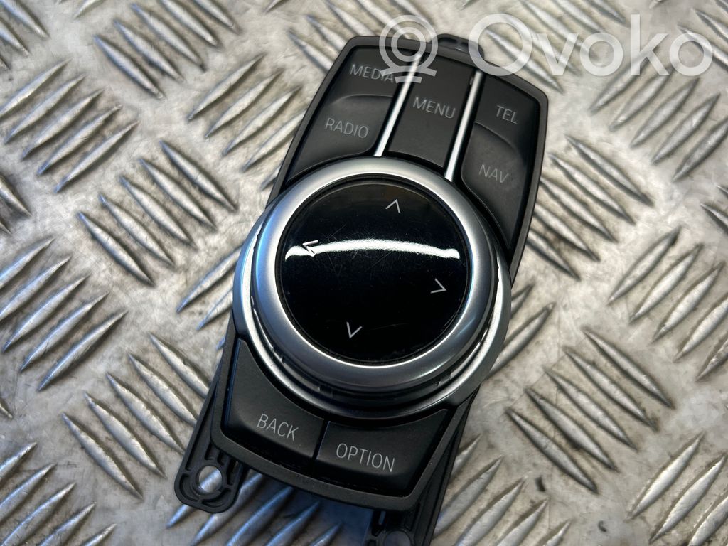 BMW 2 F45 Head unit multimedia control 