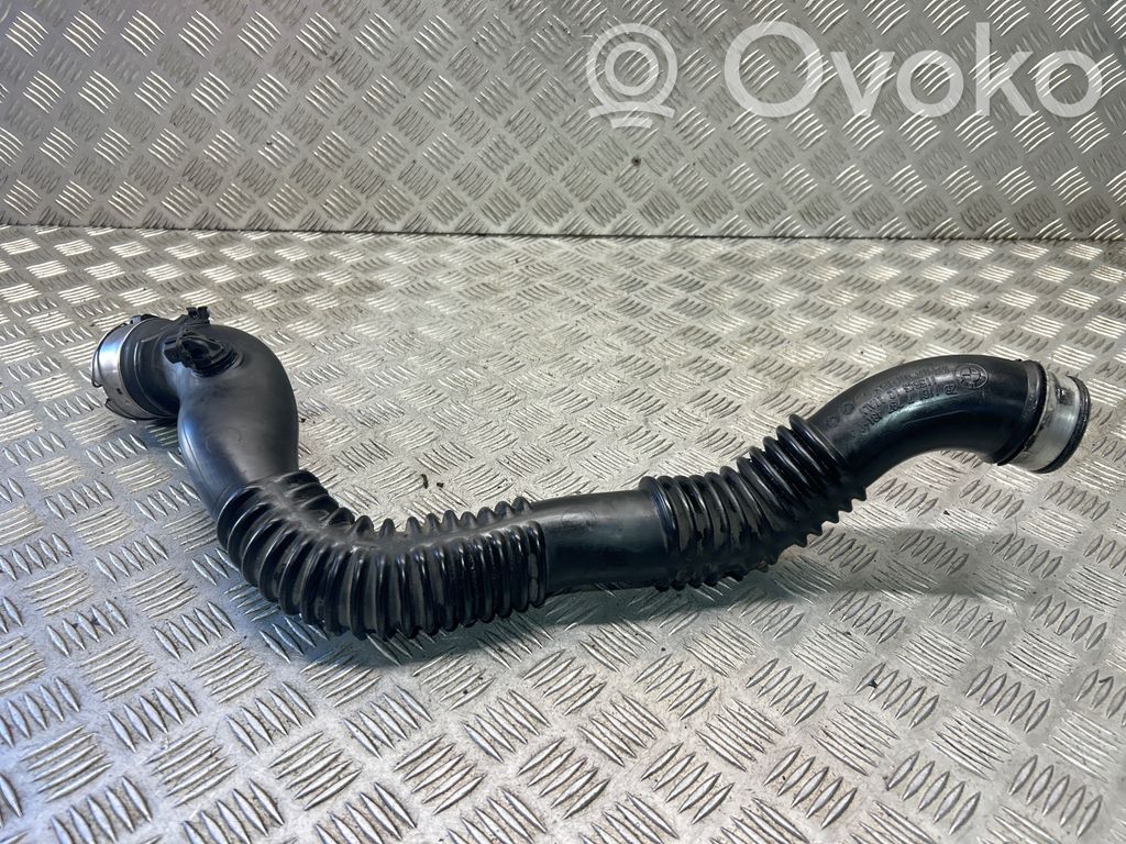 Intercooler hose/pipe   7797481