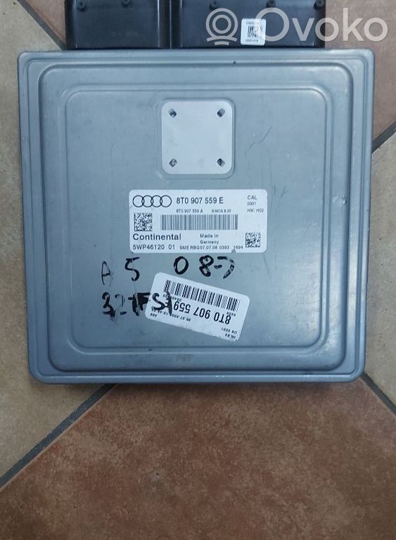 Volkswagen Golf V Komputer / Sterownik ECU silnika 