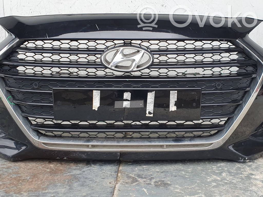 Hyundai i40 Zderzak przedni 