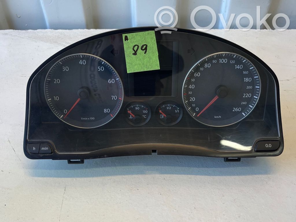 Volkswagen Golf V Speedometer (instrument cluster) 