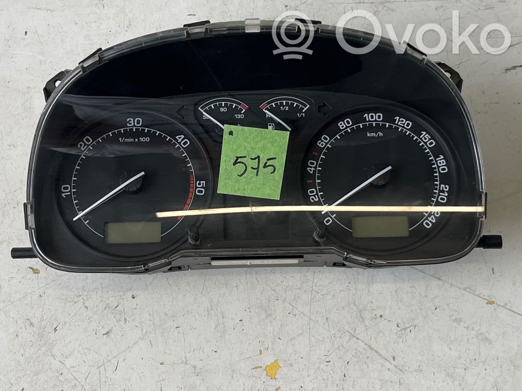 Skoda Octavia Mk1 (1U) Spidometrs (instrumentu panelī) 