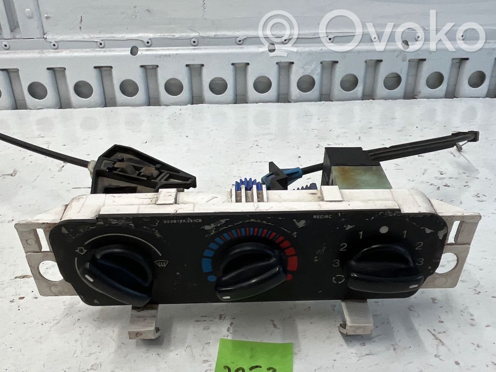 Air conditioner control unit module   95VW18D451A