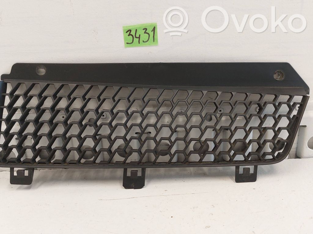 Renault Master II Front bumper upper radiator grill 