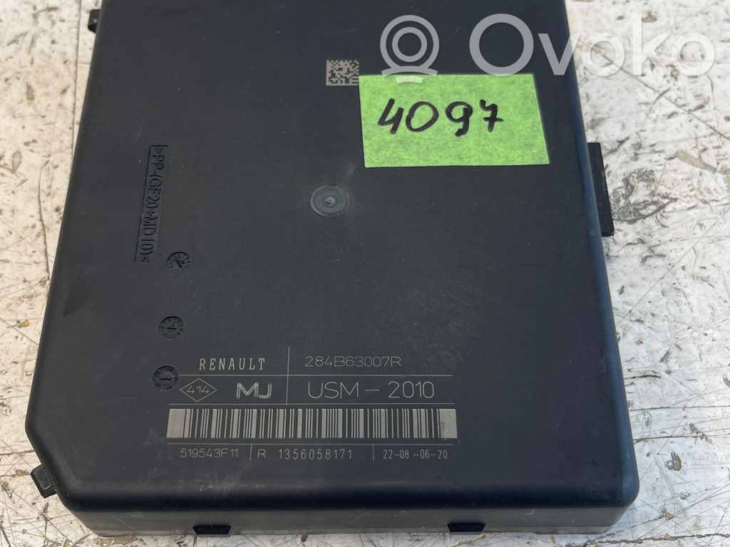 Renault Master III Fuse module 