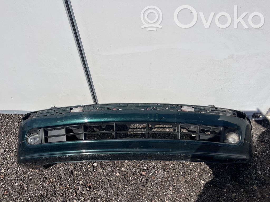 BMW 5 E39 Priekinis bamperis 