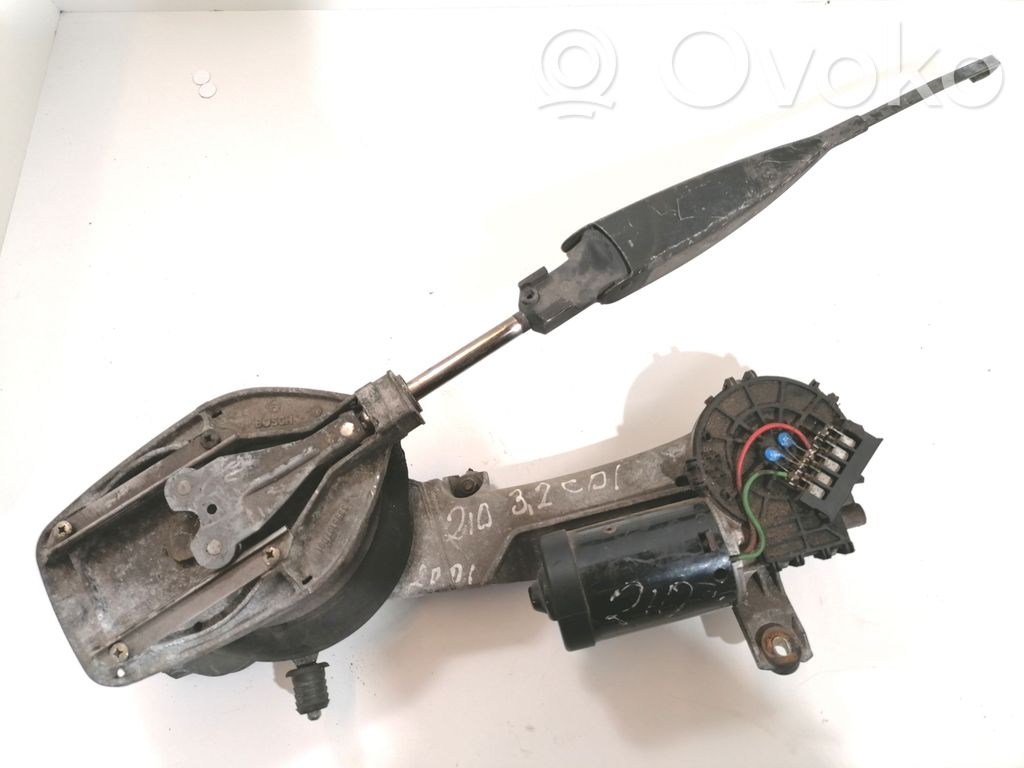 Mechanizm i silniczek wycieraczek szyby przedniej / czołowej   3395107091,3391098329,0390241420