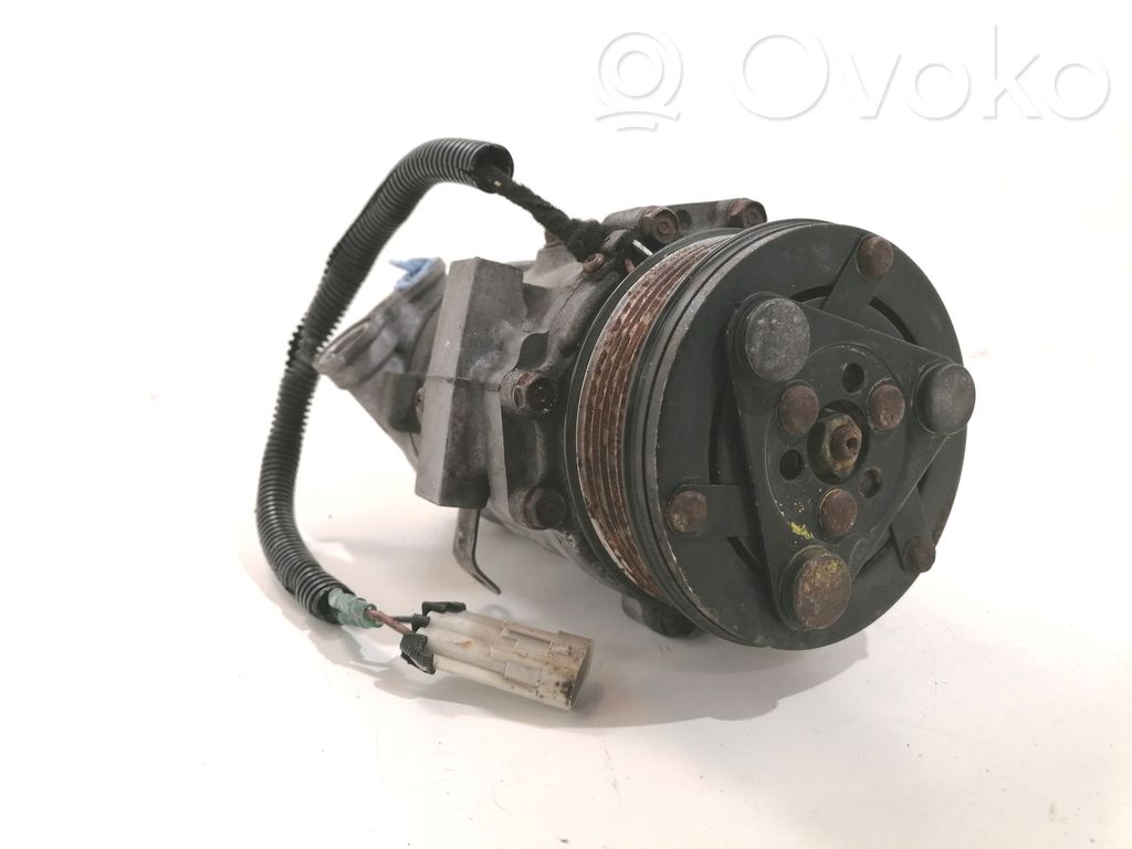 Opel Meriva A Air conditioning (A/C) compressor (pump) 