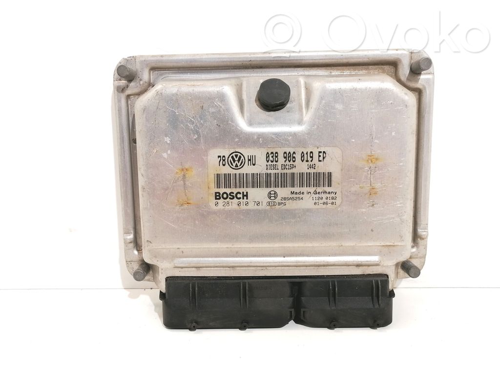 Volkswagen PASSAT B5.5 Engine control unit/module 