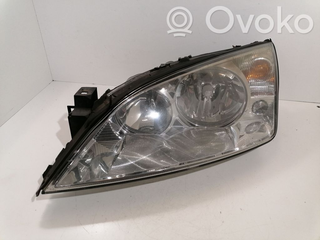 Ford Mondeo Mk III Phare frontale 