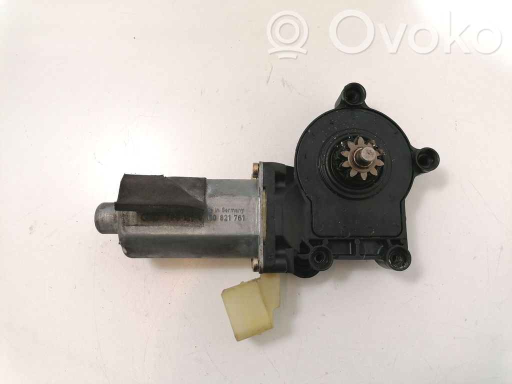 Volvo V70 Silnik regulatora szyby drzwi przednich 