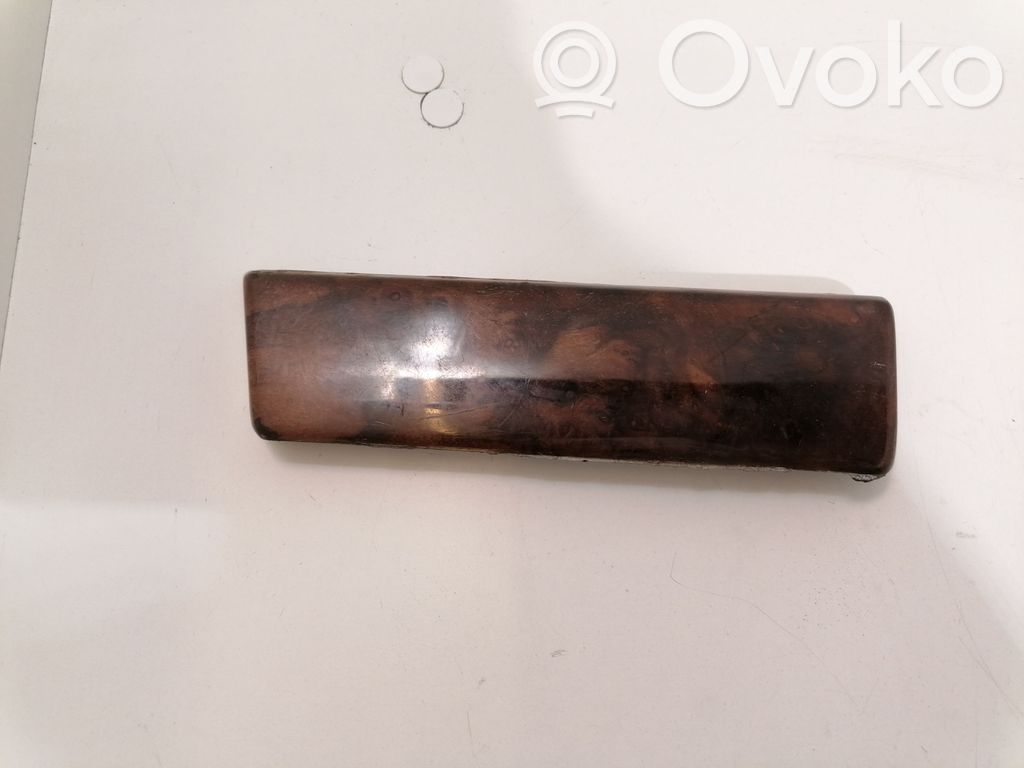 BMW 5 E39 Paneļa apdare 
