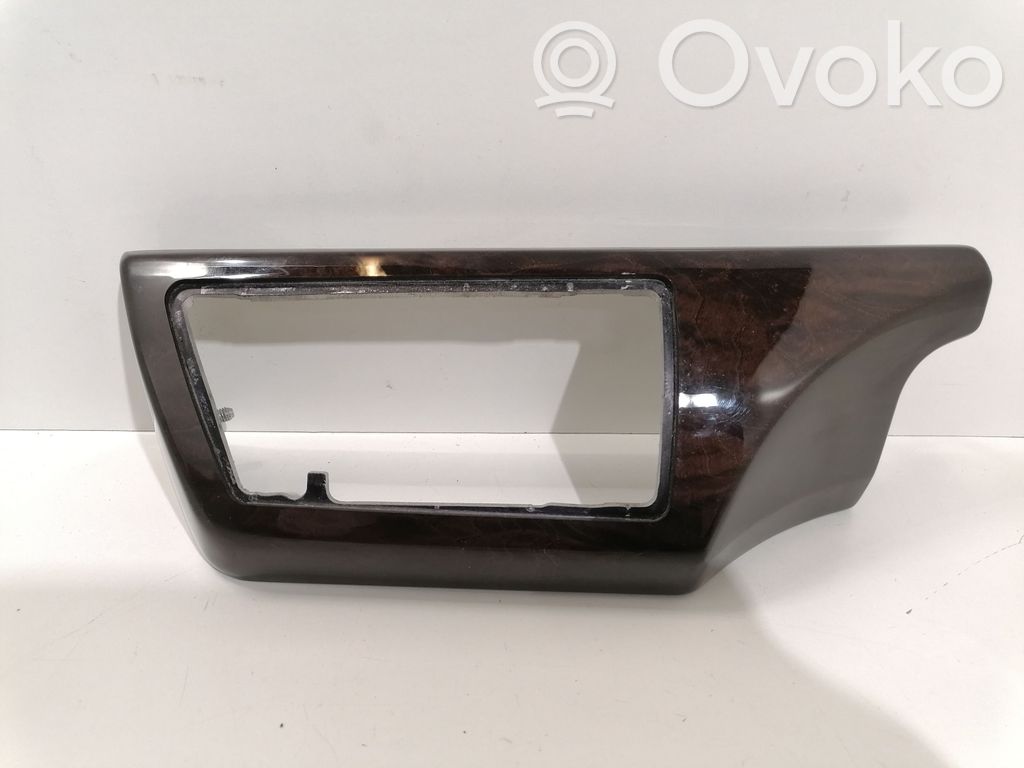 Panel trim   7025307
