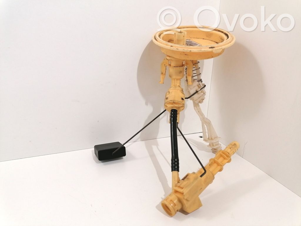 BMW 7 E65 E66 Fuel level sensor 