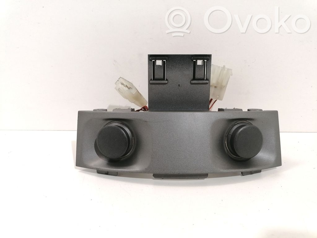 BMW 7 E65 E66 Cigarette lighter rear 