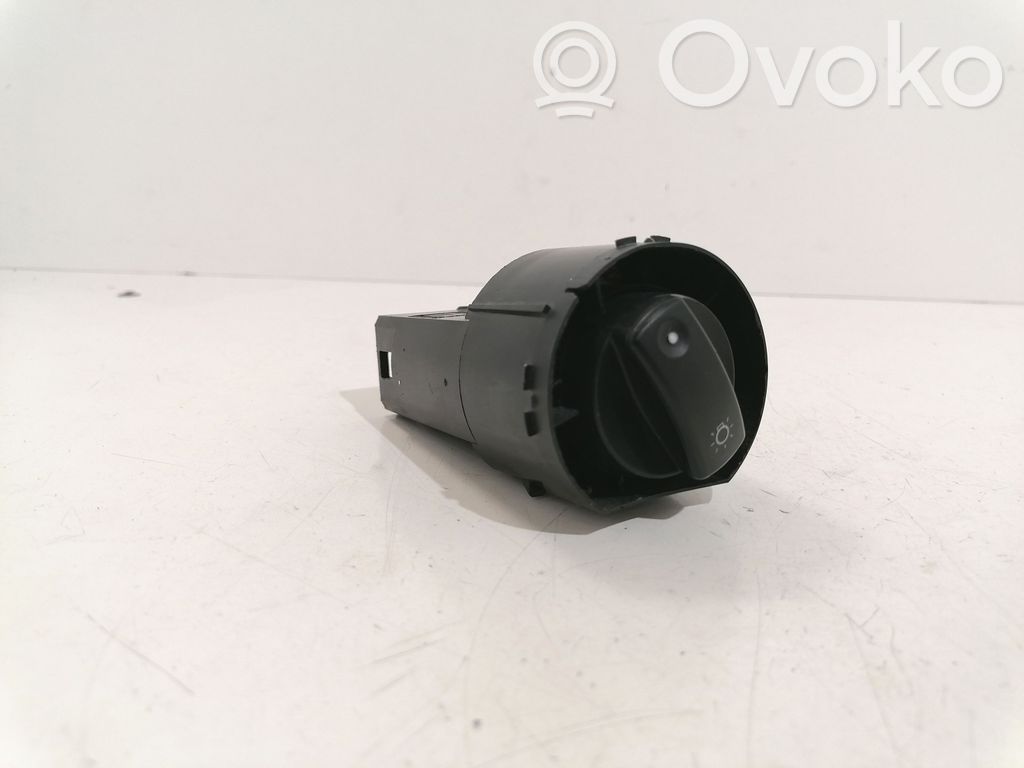 Audi A4 S4 B6 8E 8H Light switch 