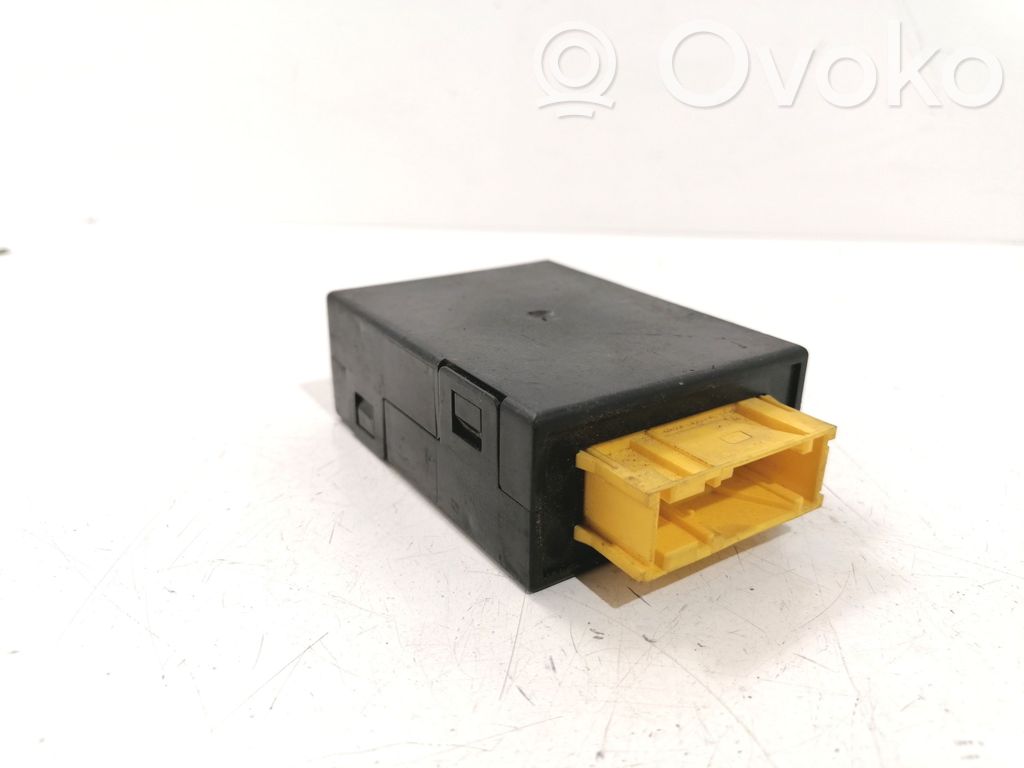 BMW 7 E38 Light module LCM 