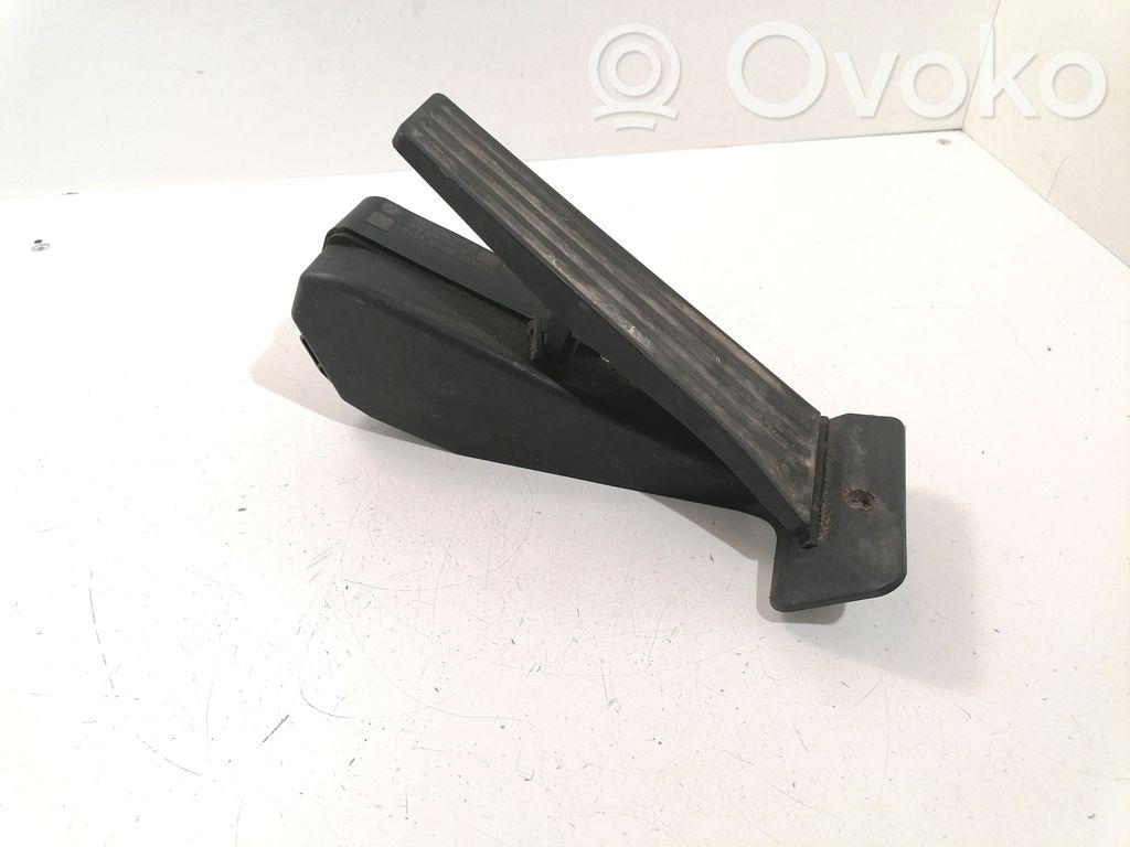 BMW 1 E81 E87 Accelerator throttle pedal 
