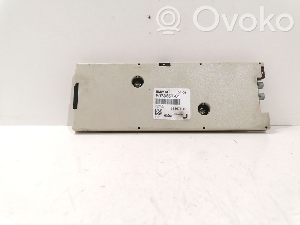 BMW 7 E65 E66 Aerial antenna amplifier 