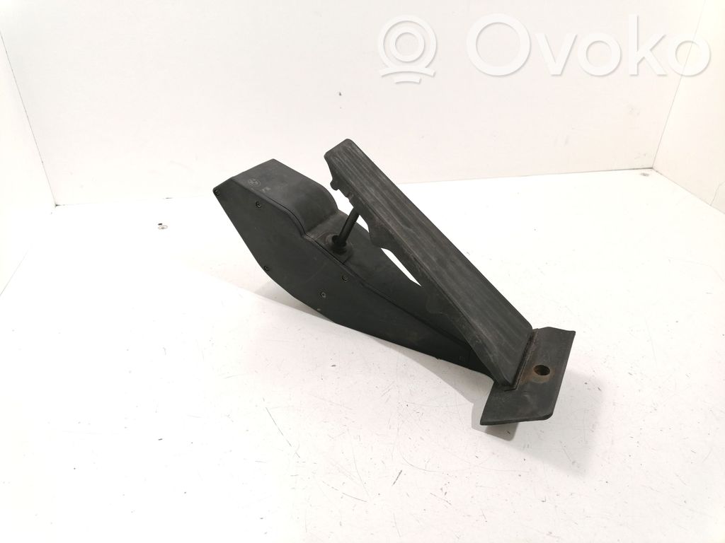 BMW 7 E65 E66 Accelerator throttle pedal 