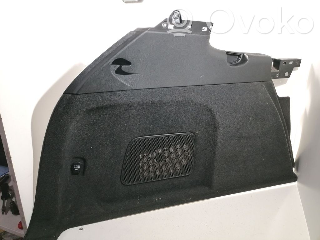 Porsche Cayenne (92A) Boczek / Tapicerka / bagażnika 