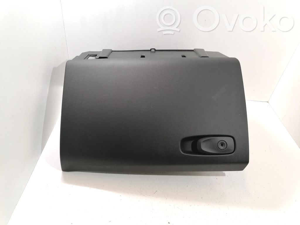 Volvo V40 Daiktadėžės (bordačioko) komplektas 