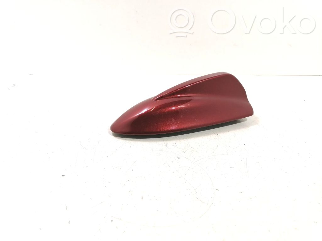 Volvo V40 GPS-pystyantenni 
