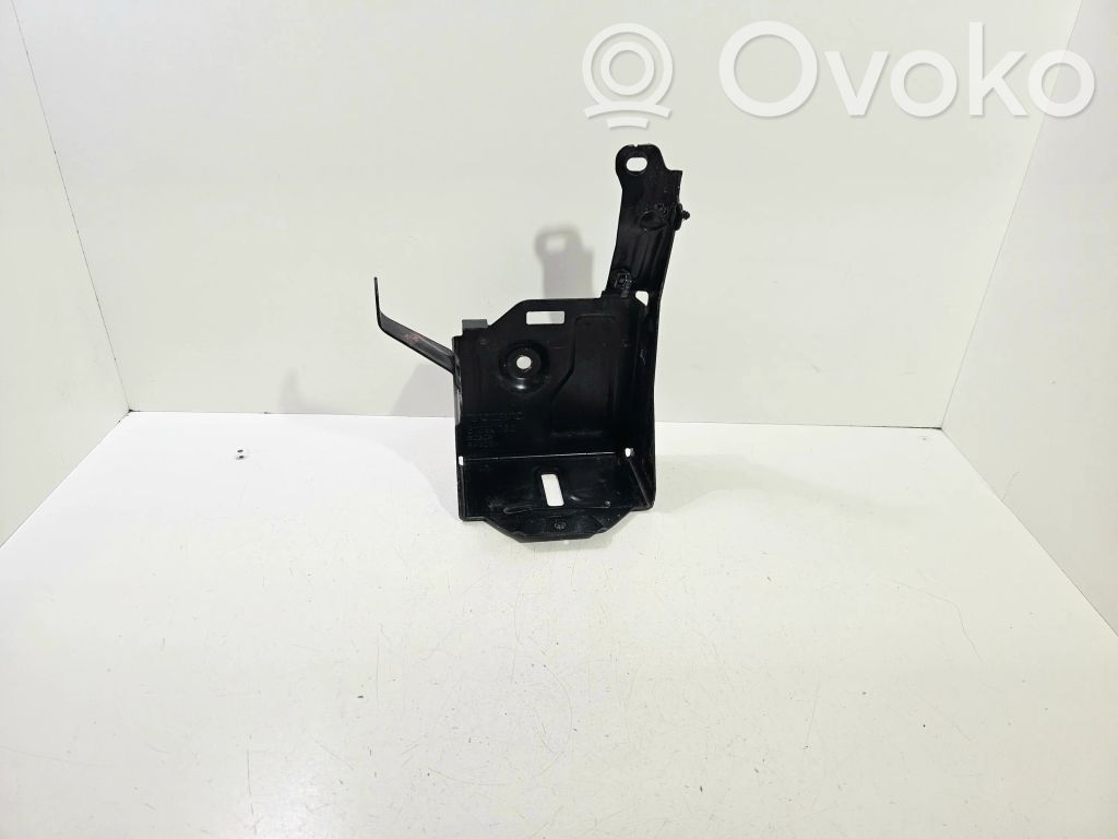 Volvo V40 Akumuliatoriaus tvirtinimo padas 