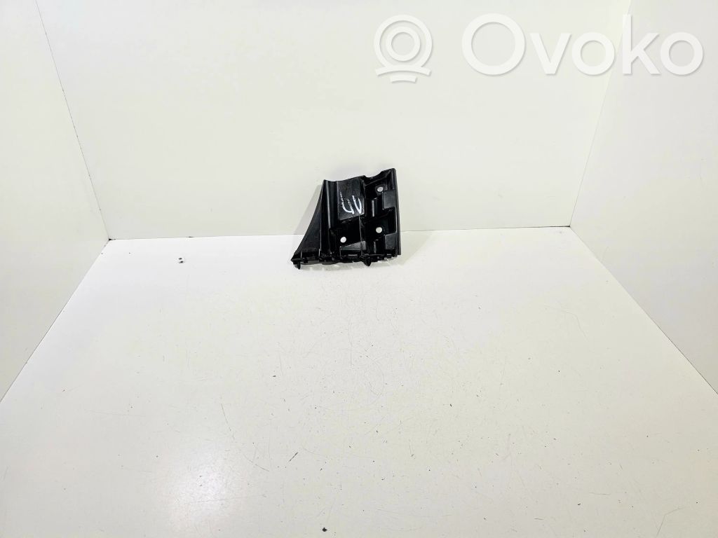 Volvo V40 Front bumper mounting bracket 