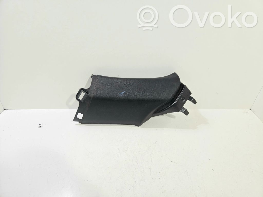 Volvo V40 Šoninė apdaila (prie lango) 