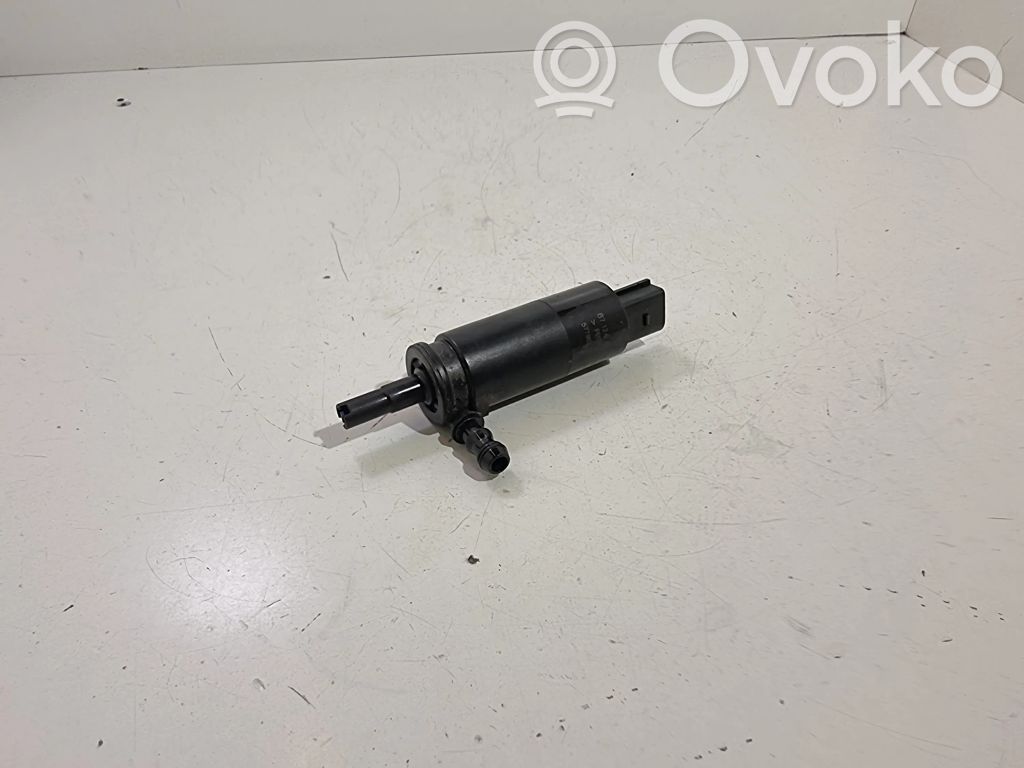 BMW 3 E92 E93 Žibintų apiplovimo skysčio siurbliukas 