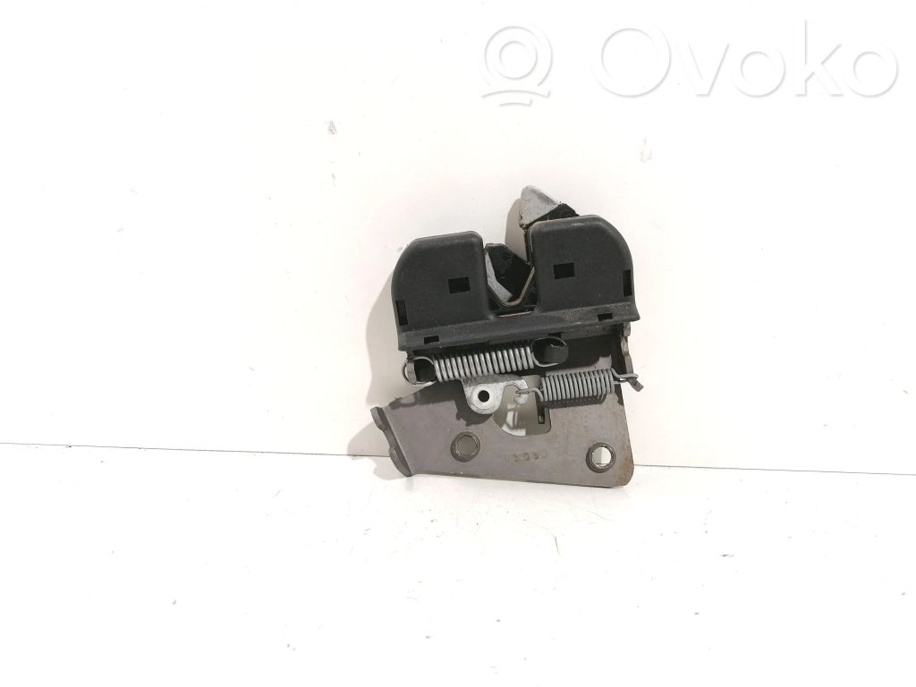 BMW 5 GT F07 Seat back rest lock catch 