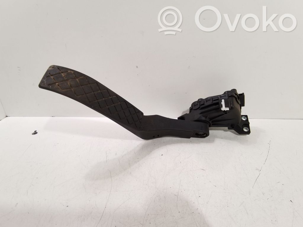 Volkswagen Touareg II Pedal del acelerador 