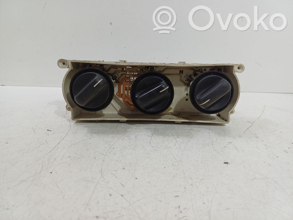 Opel Vectra B Climate control unit 