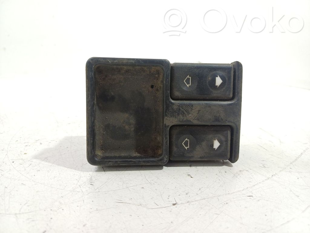 BMW 5 E34 Electric window control switch 