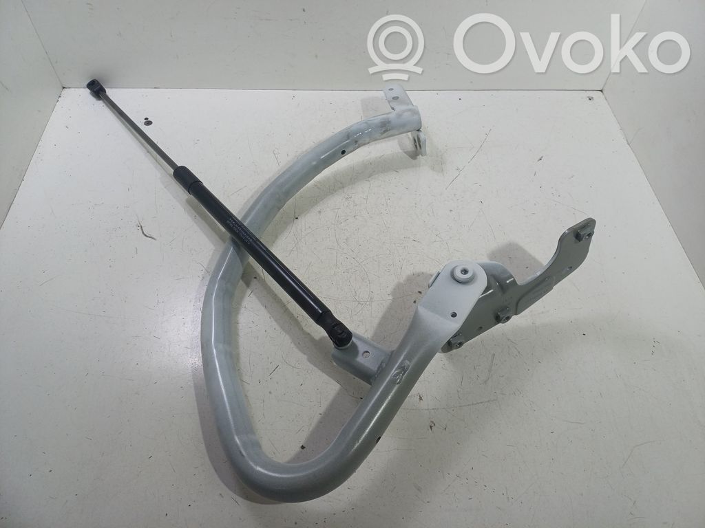 Volvo S60 Tailgate/trunk/boot hinge 